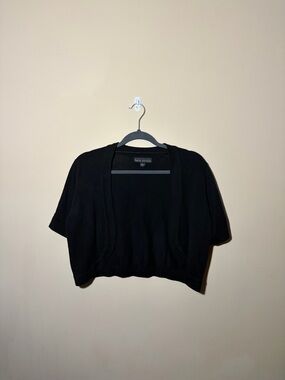 Karine Steven’s Size M Black Cropped Open-Front Short Sleeve Bolero